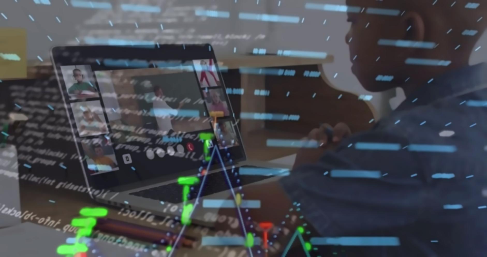 Equipe colaborando em projeto de desenvolvimento de eventos sazonais para jogos sociais de cassino