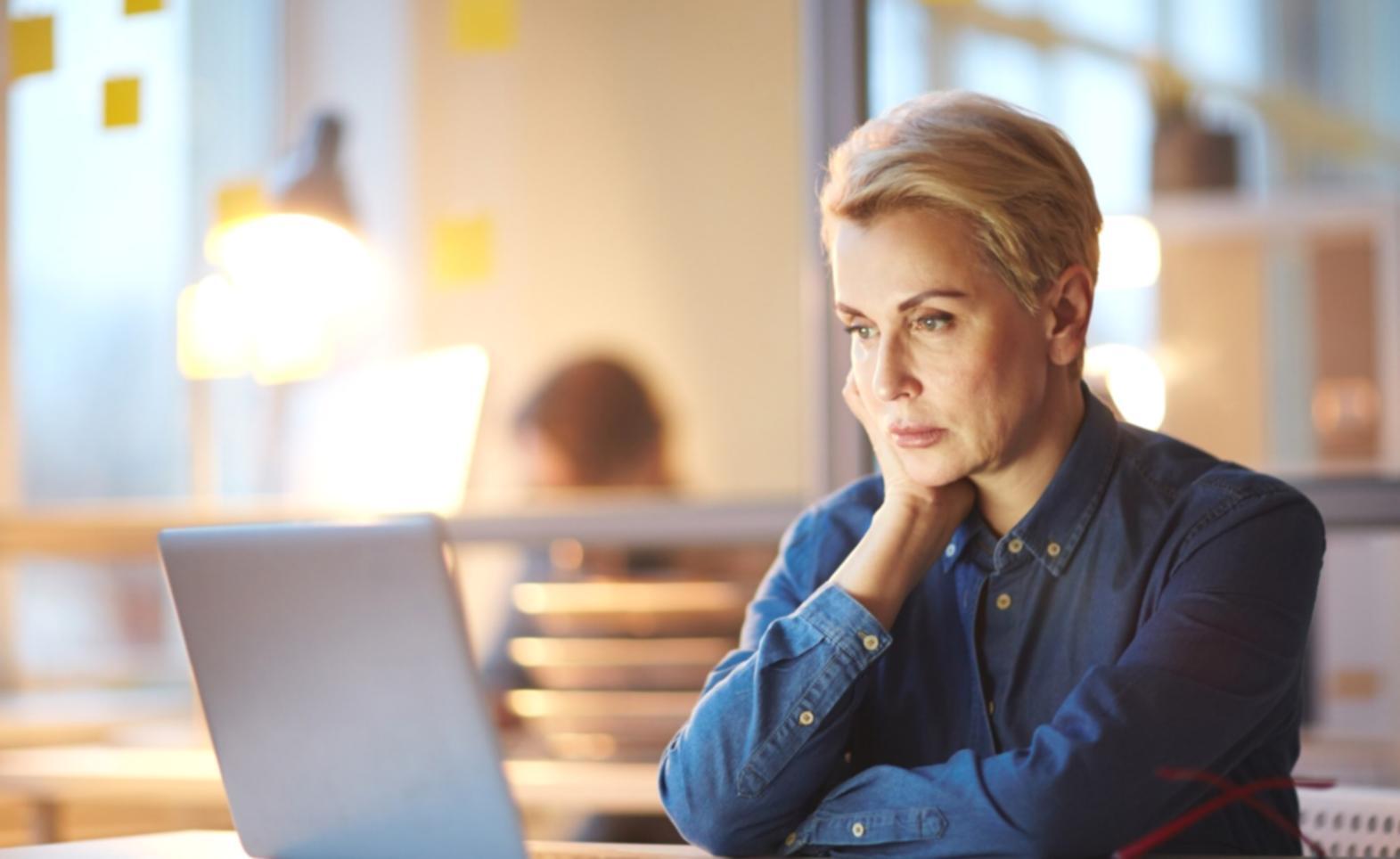 Vista do ambiente de aprendizado da Anchore Hub com estações de trabalho e recursos técnicos